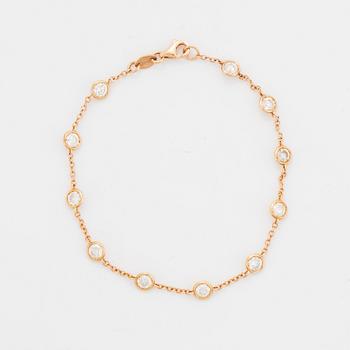 Brilliant-cut diamond bracelet.