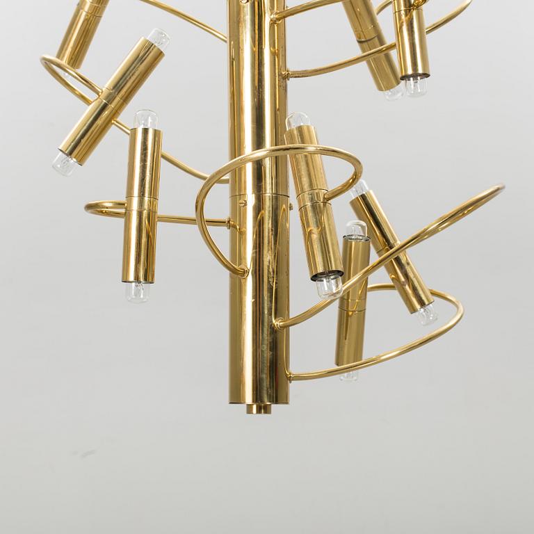 A BRASS CEILING LAMP FROM THE SECOND HALF OF 20TH CENTURY.