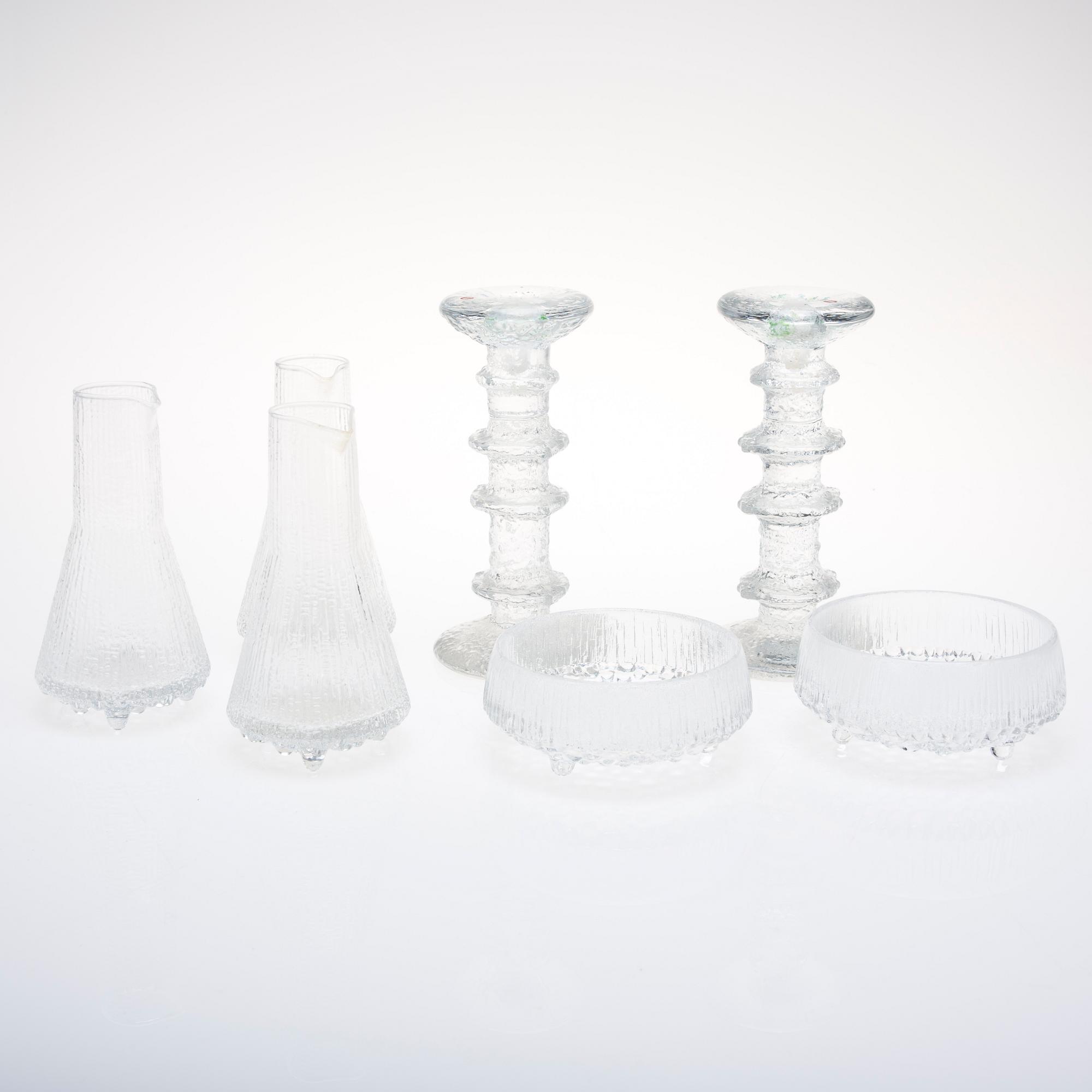 SERVISDELAR, 17 st, Ultima Thule och Festivo, Iittala.