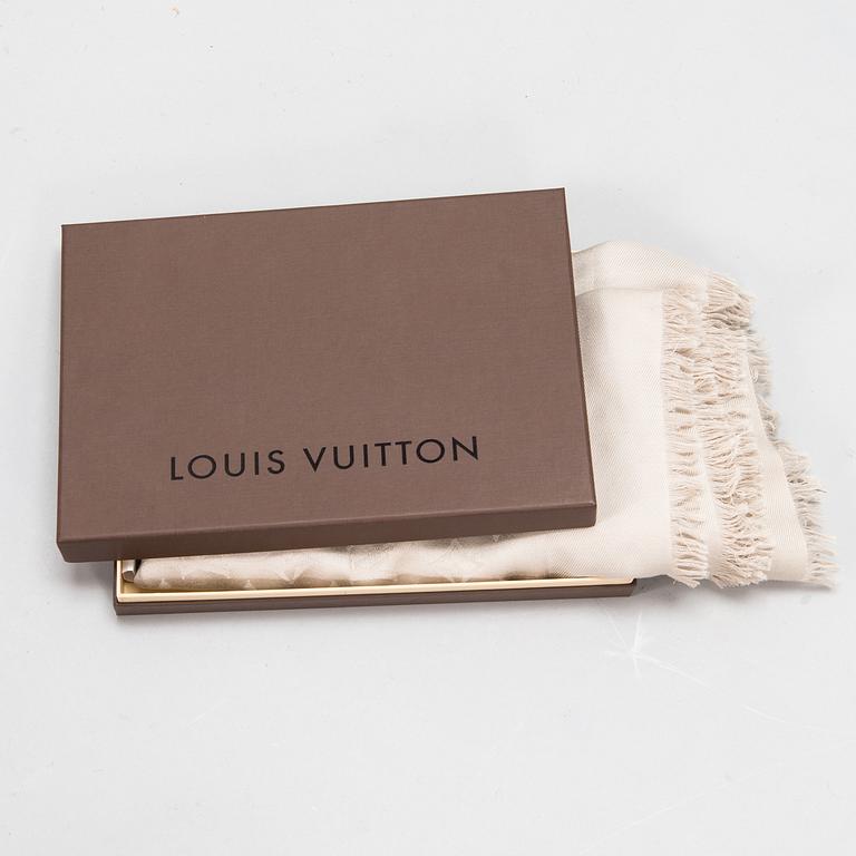 LOUIS VUITTON Monogram Shine Scarf.