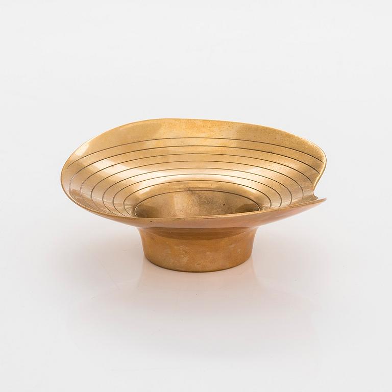 Paavo Tynell, A mid-20th century  bronze bowl for Taito.