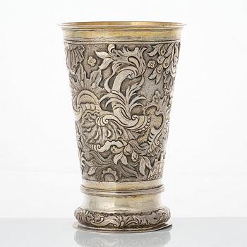 A Baltic 17th century parcel-gilt silver beaker, mark probably of Jacob Fleichman (Arensburg 1675-1698).