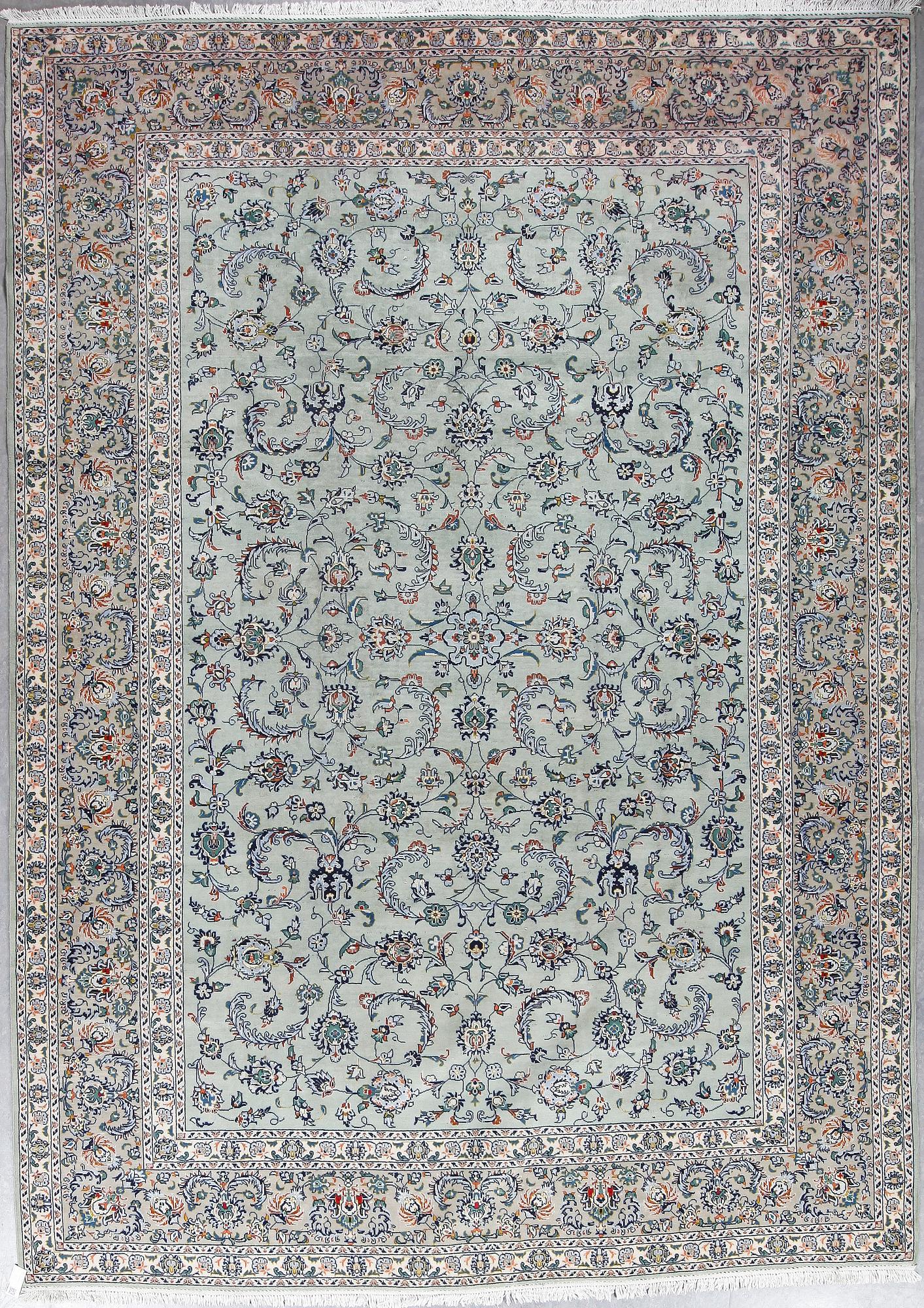 MATTA, Keshan, ca 375x270 cm.