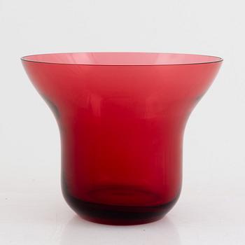 Claesson Koivisto Rune, an 'Anemone' vase, Gallry Pascale, 2011, limited edition.