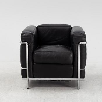 Le Corbusier, Pierre Jeanneret & Charlotte Perriand, fåtölj, "LC2", Cassina. Svart skinn.