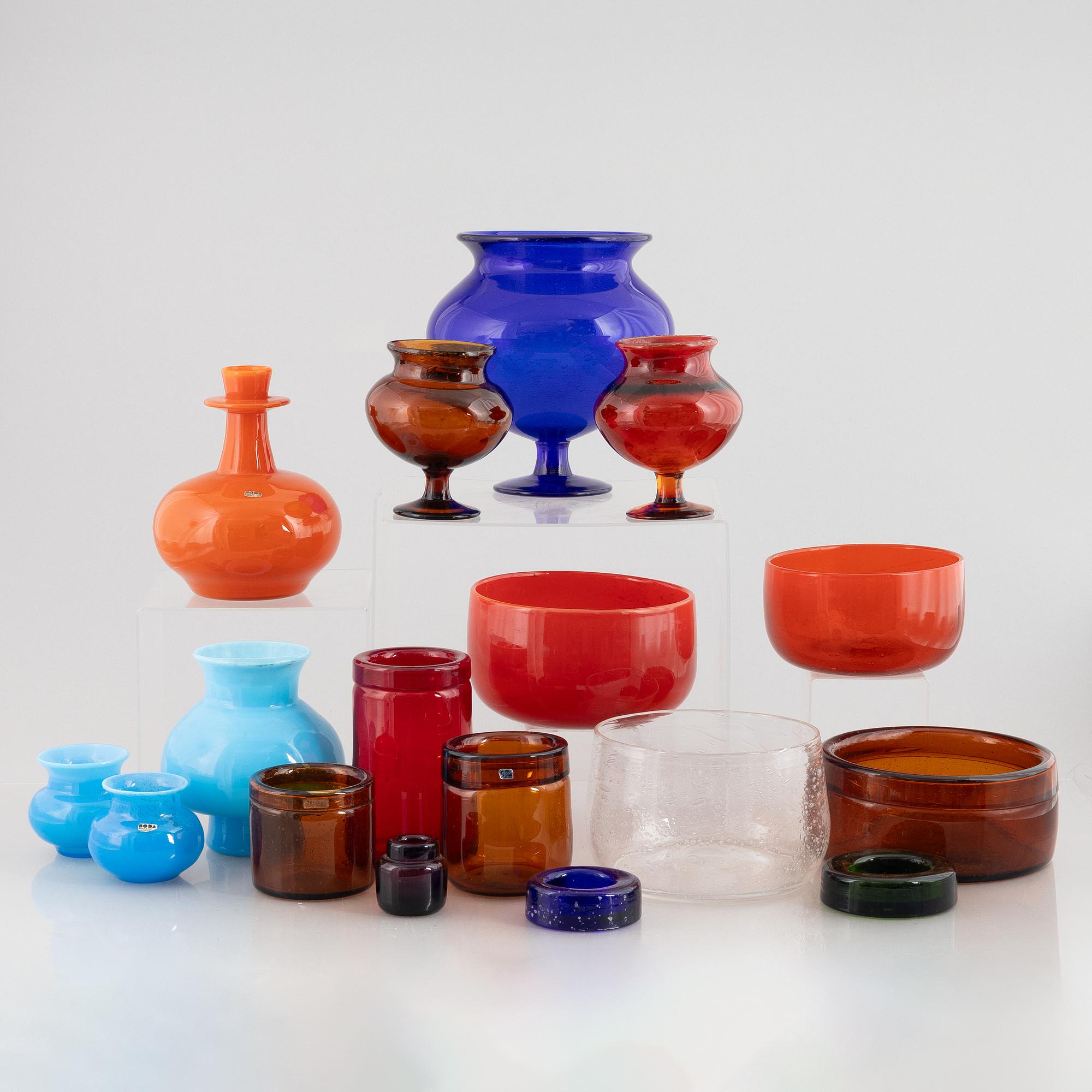 Erik Höglund, collection of glass objects, 17 pieces, Boda.