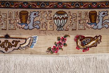 Rug, Tabriz pictorial, approx. 316 x 195 cm.