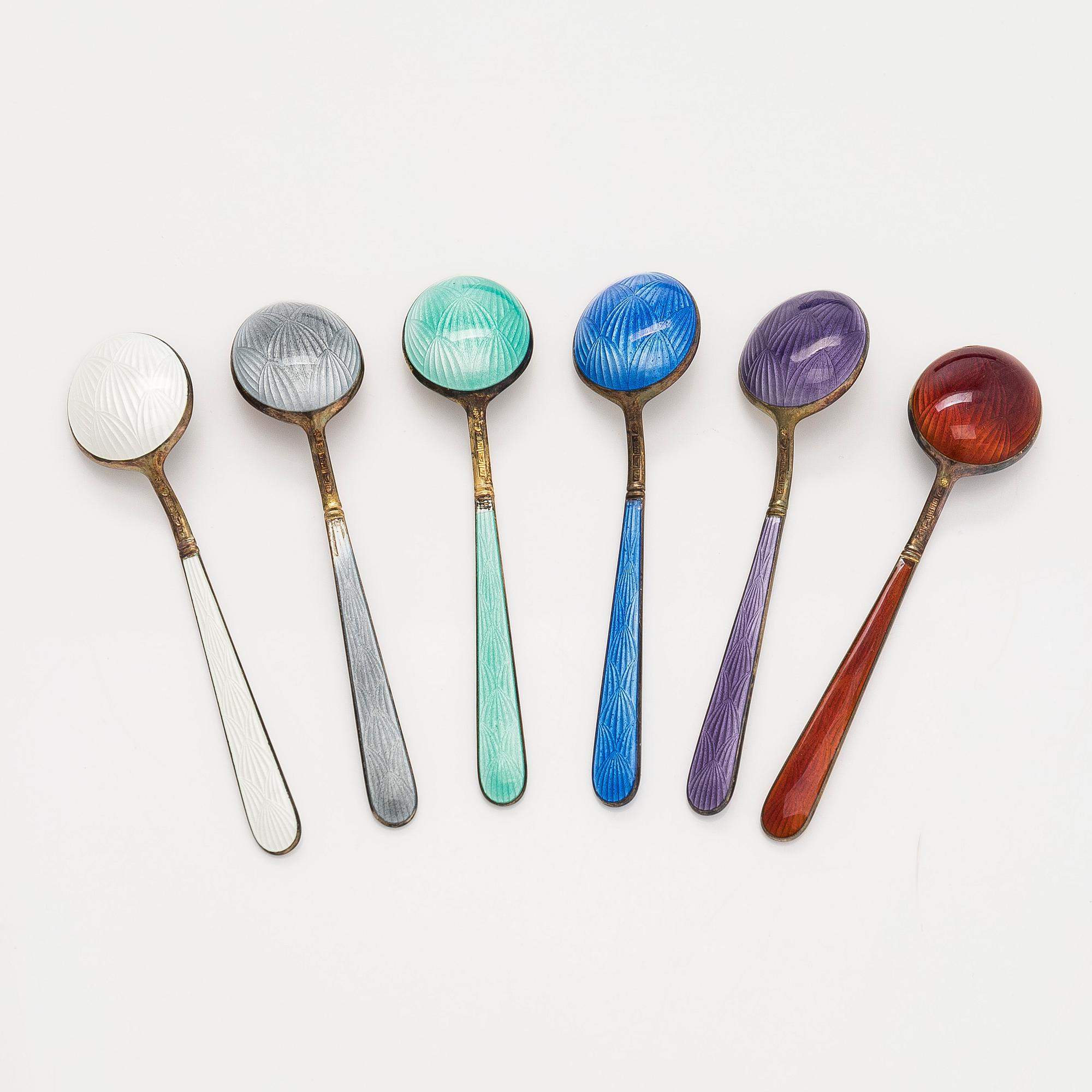 Tillander, a 6-piece set of enamelled and gilt silver coffee spoons, Helsinki 1962.