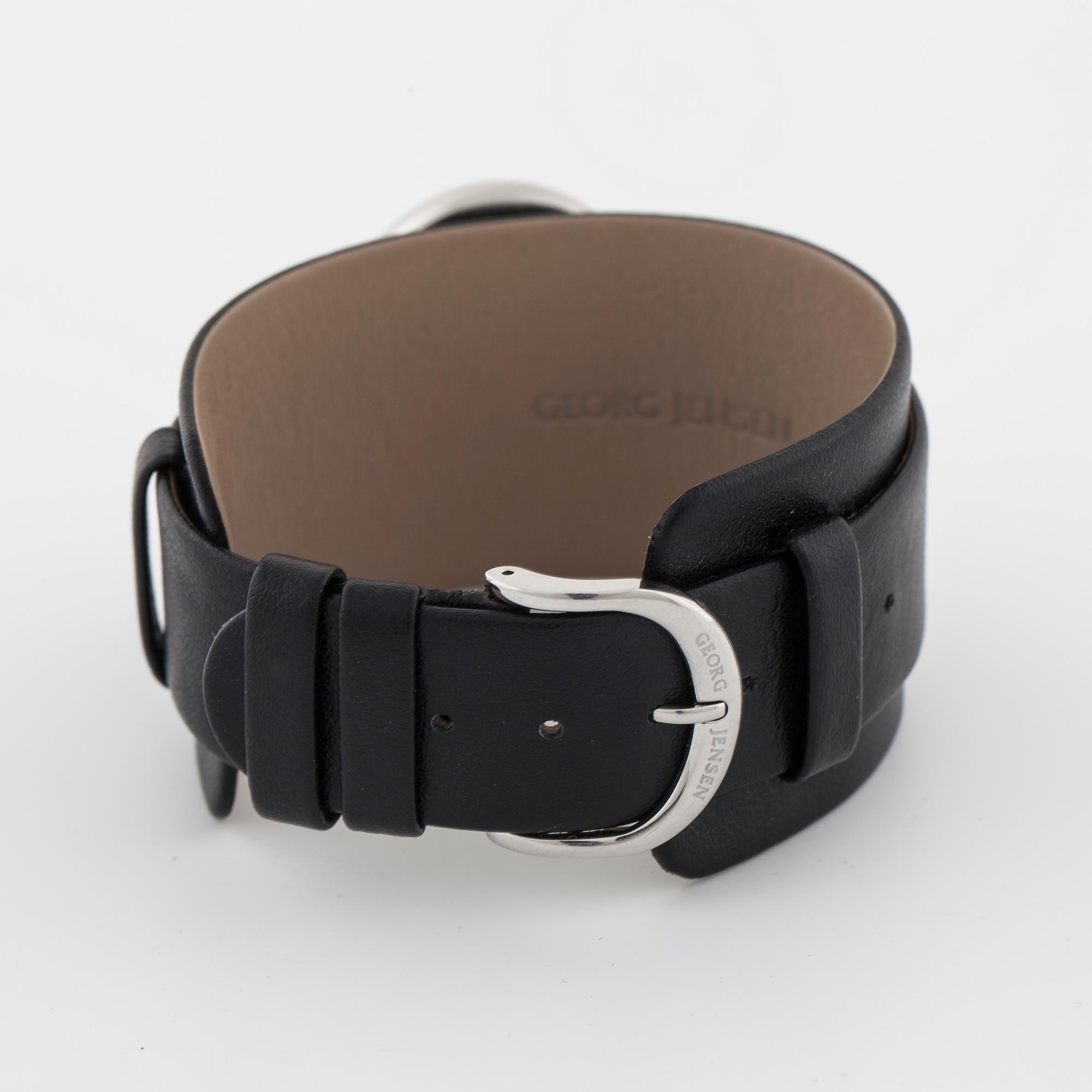 GEORG JENSEN, armbandsur, "Vivianna oval", design Vivianna Torun Bülow-Hübe, 32x24 mm.