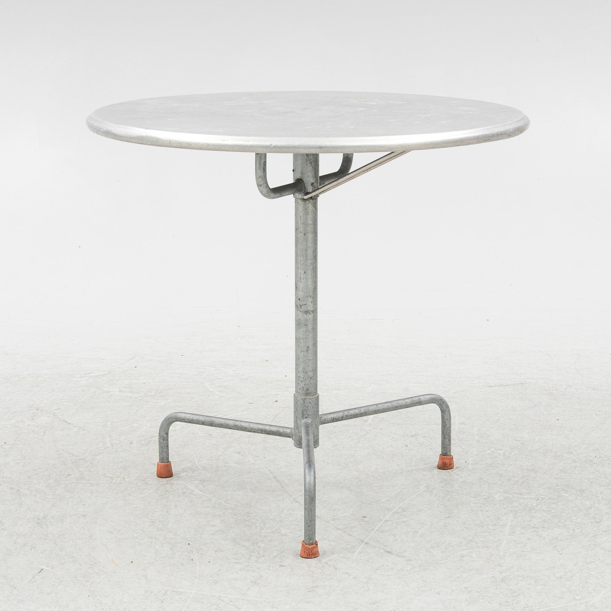Jonas Bohlin, a "Sturehof" table, Nola Industrier.