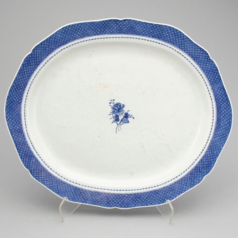 STEKFAT, ett par, porslin, kompaniporslin, Kina sent 1700-tal.