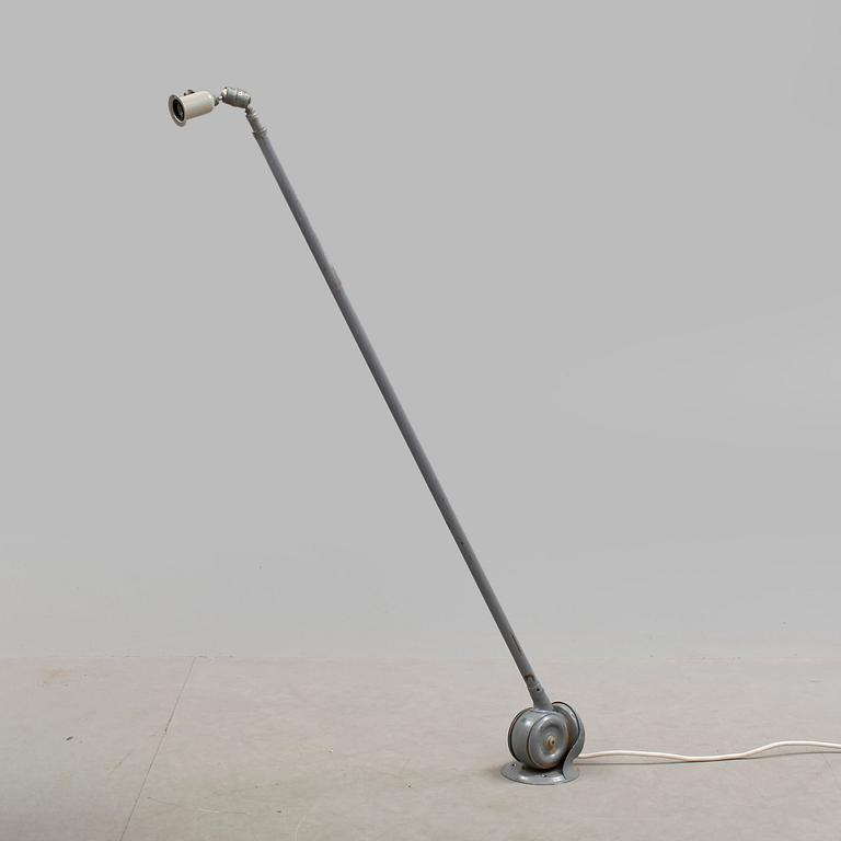 TAK / VÄGGLAMPA, Triplexpendeln, Typ AZ, Johan Petter Johansson, 1900-talets första hälft.