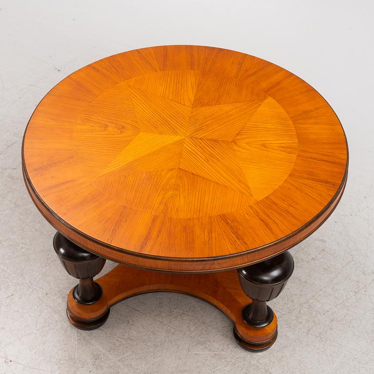 A model 587 coffee table, TMF AB, 1930's/40's.