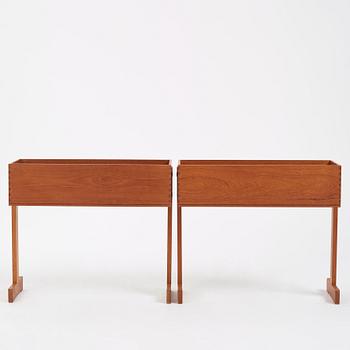 Hans-Agne Jakobsson, a pair of flower stands, cabinetmaker Bertil Johansson Markaryd, 1950-60s.