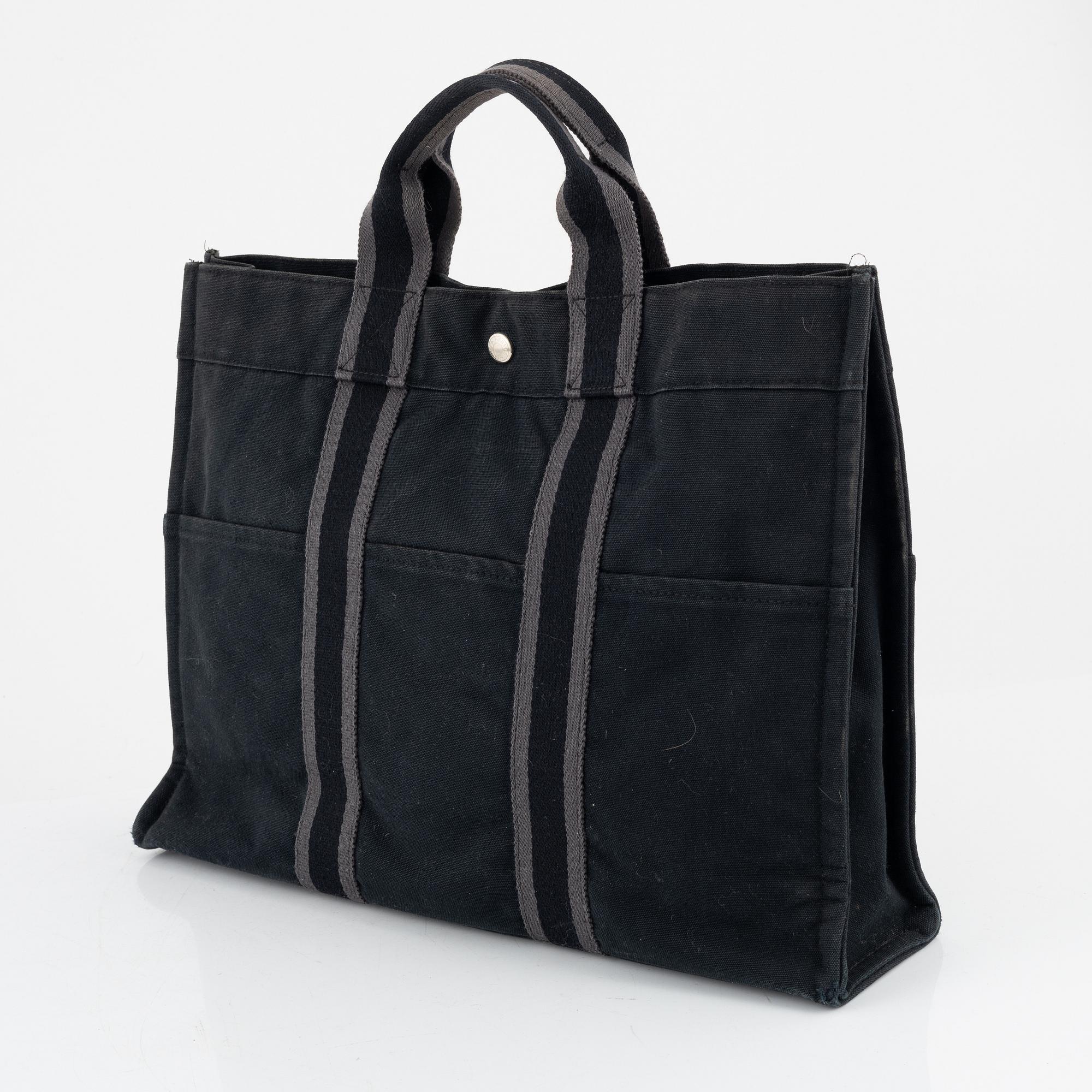 Hermès, A "Fourre Tout" canvas bag.