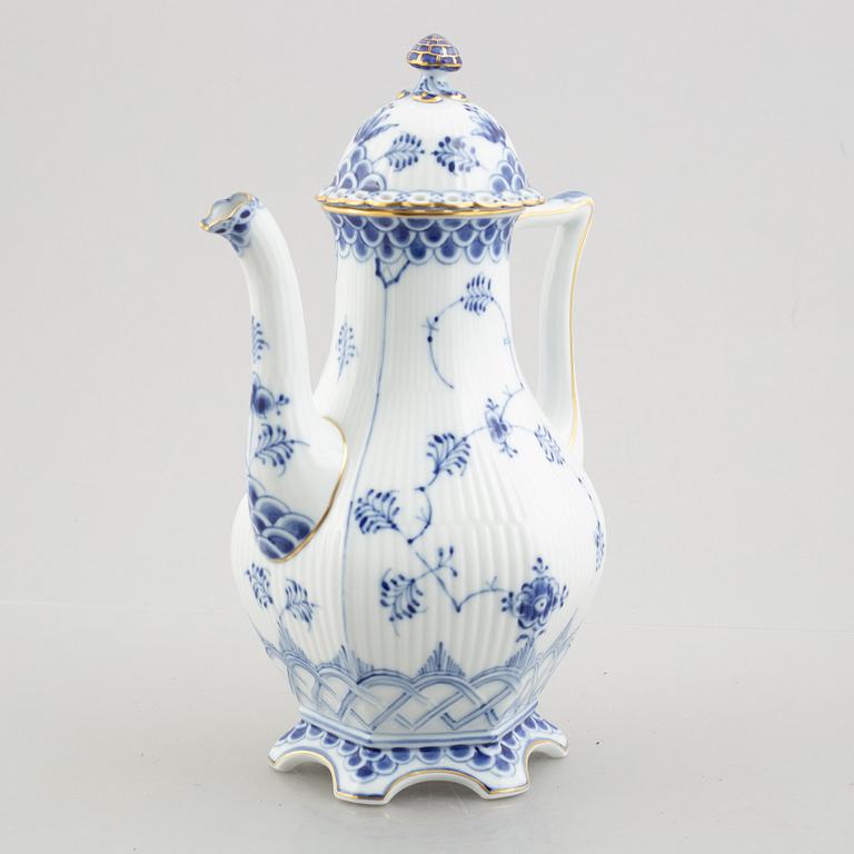 A 'Blue Fluted Full Lace' / 'Musselmalet' porcelain Coffee Pot, Royal Copenhagen, model 1202, 1961.