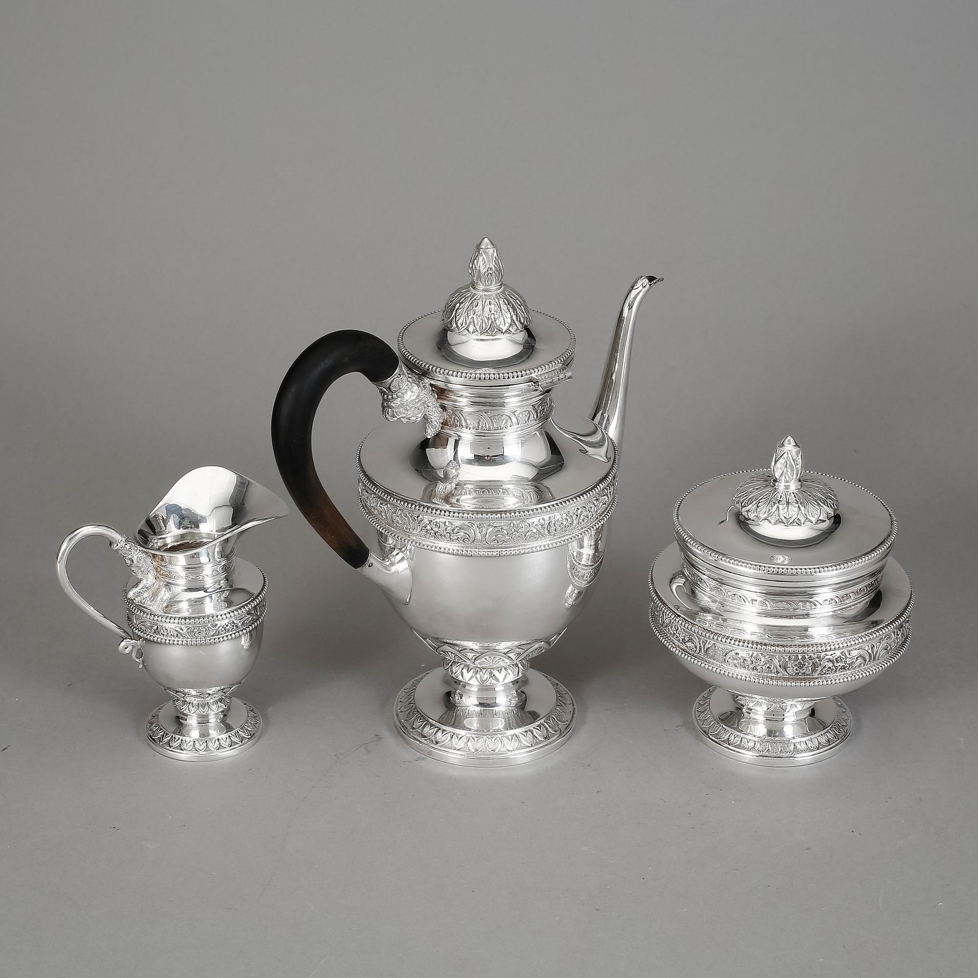 KAFFESERVIS, 3 delar, silver, empirestil, med svenska importstämplar. Totalvikt ca 1428g.