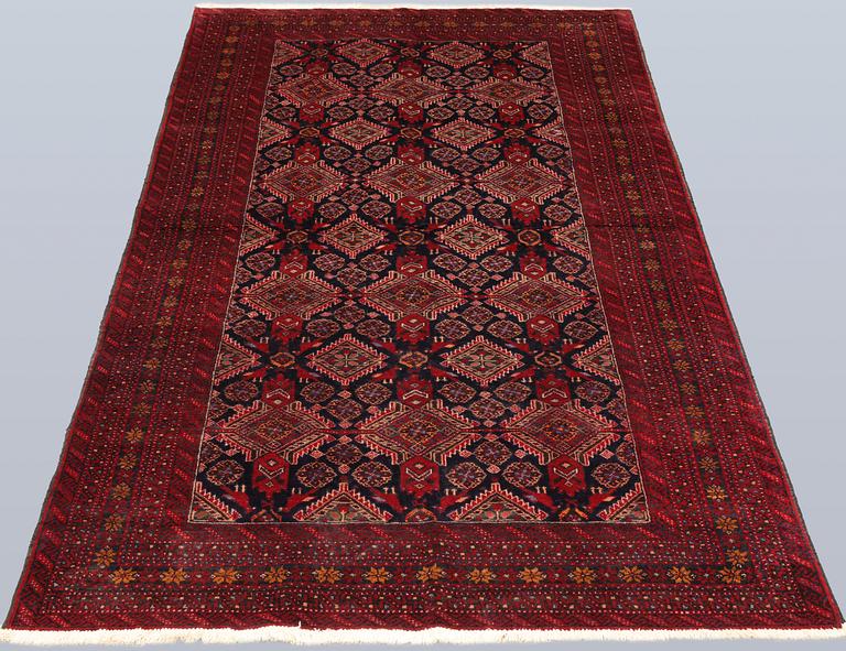 A Beluchrug, approx. 207 x 114 cm.