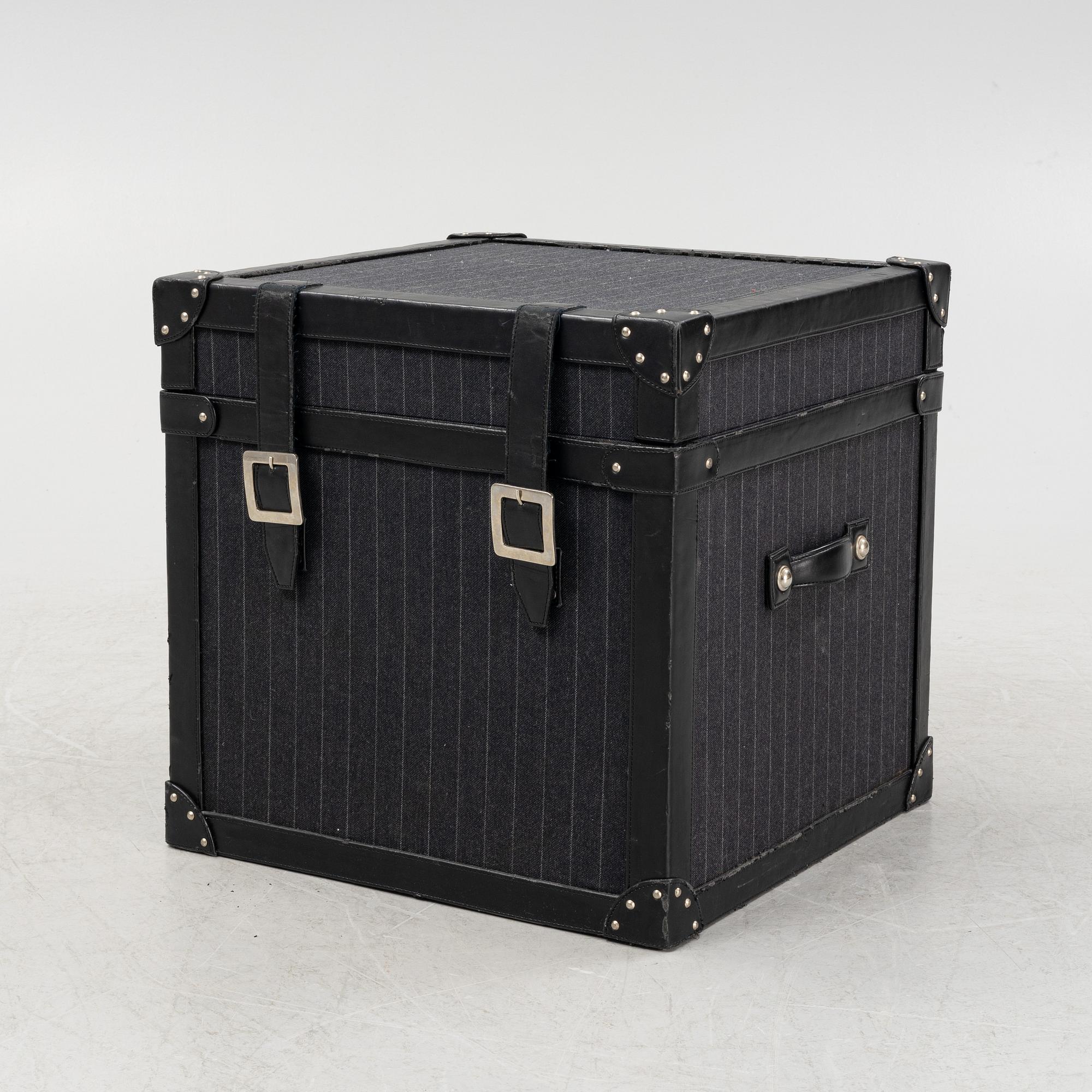 A trunk from Slettvol, 21st century.