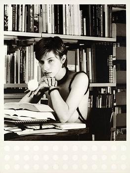 Rosemarie Trockel, "Bibliothek Babylon White".