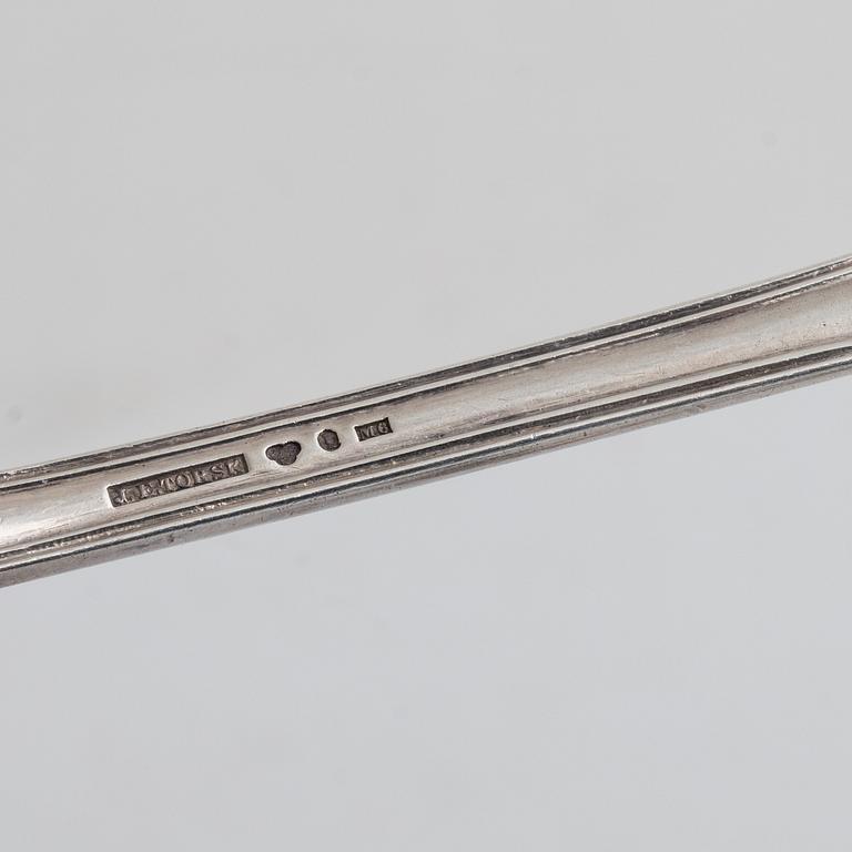 Bestickservis, 67 delar, silver, snäckmodell, mestadels J. Torsk och Gustaf Möllenborg,  Stockholm, 1841-1890.