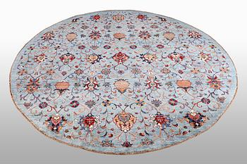 A round carpet, Ziegler Ariana, ca 251 x 250 cm.