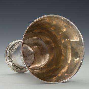 PIKARI, hopeaa. Anders Törnqvist Turku 1795. Korkeus 20,5 cm. Paino 386 g.