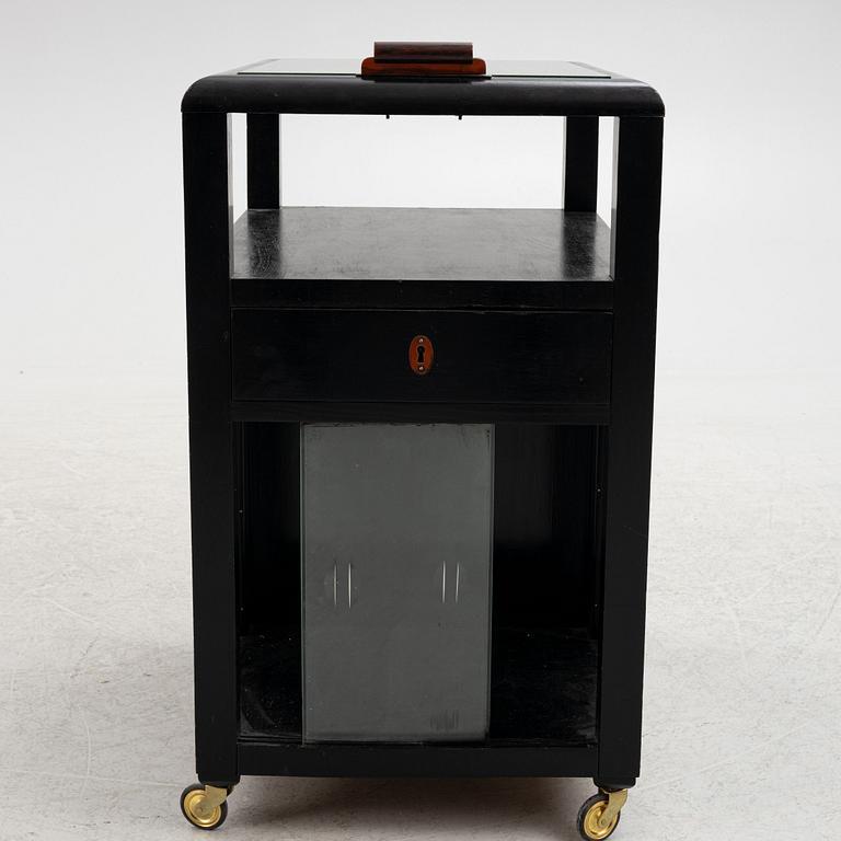 A Swedish Art Deco bar cabinet, 1930's.
