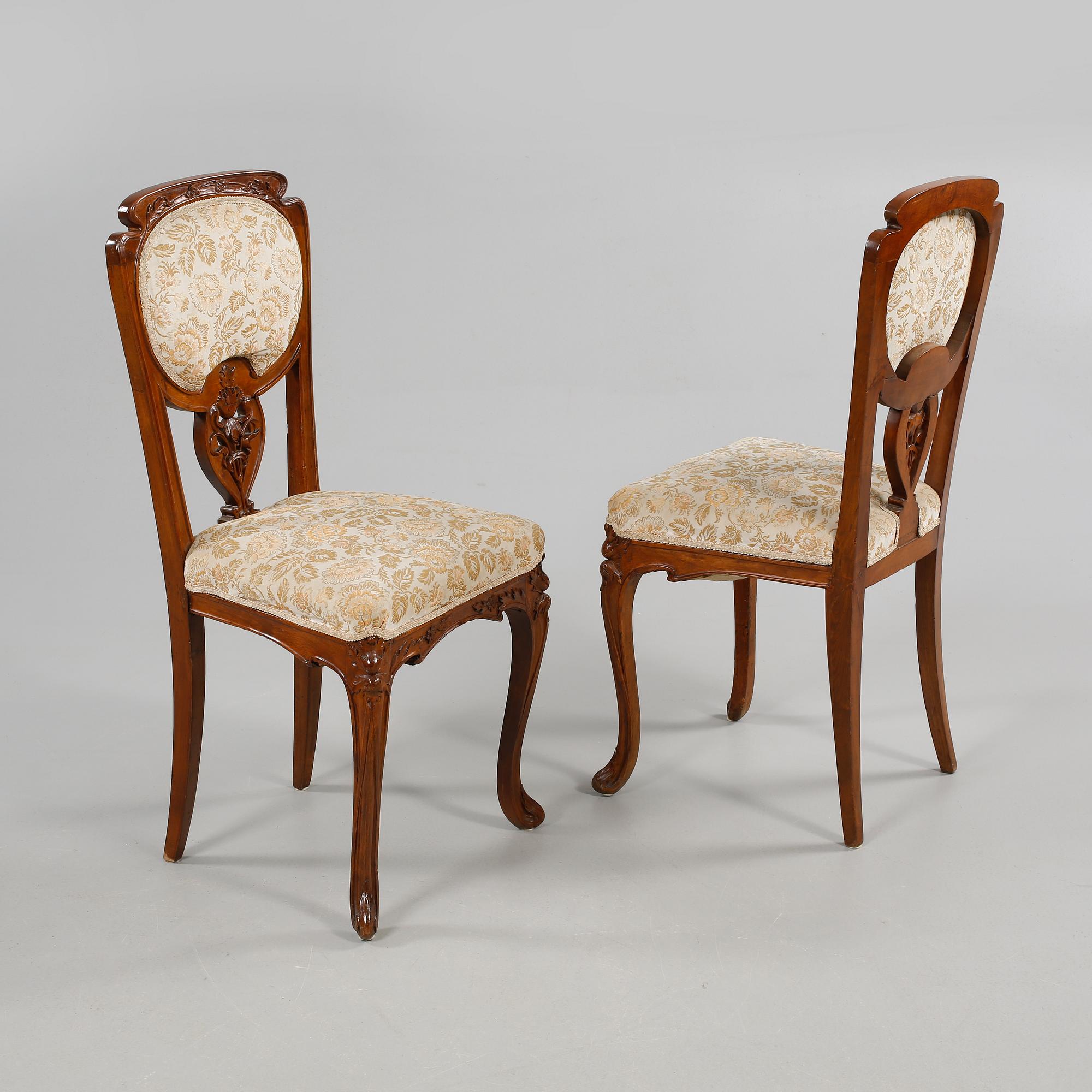 STOLAR, ett par, samt SOFFA, jugend, 1900-talets början.