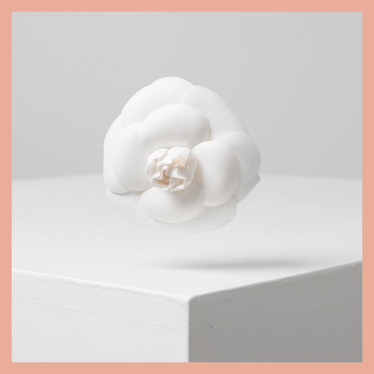 BROSCH, Chanel.