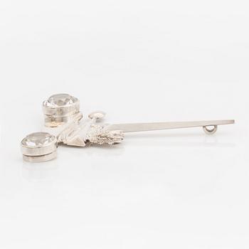 A Rolf Karlsson silver pendant set with rock crystal.