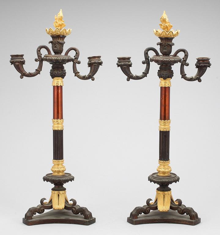 KANDELABRAR, ett par, senempire, 1800-tal.