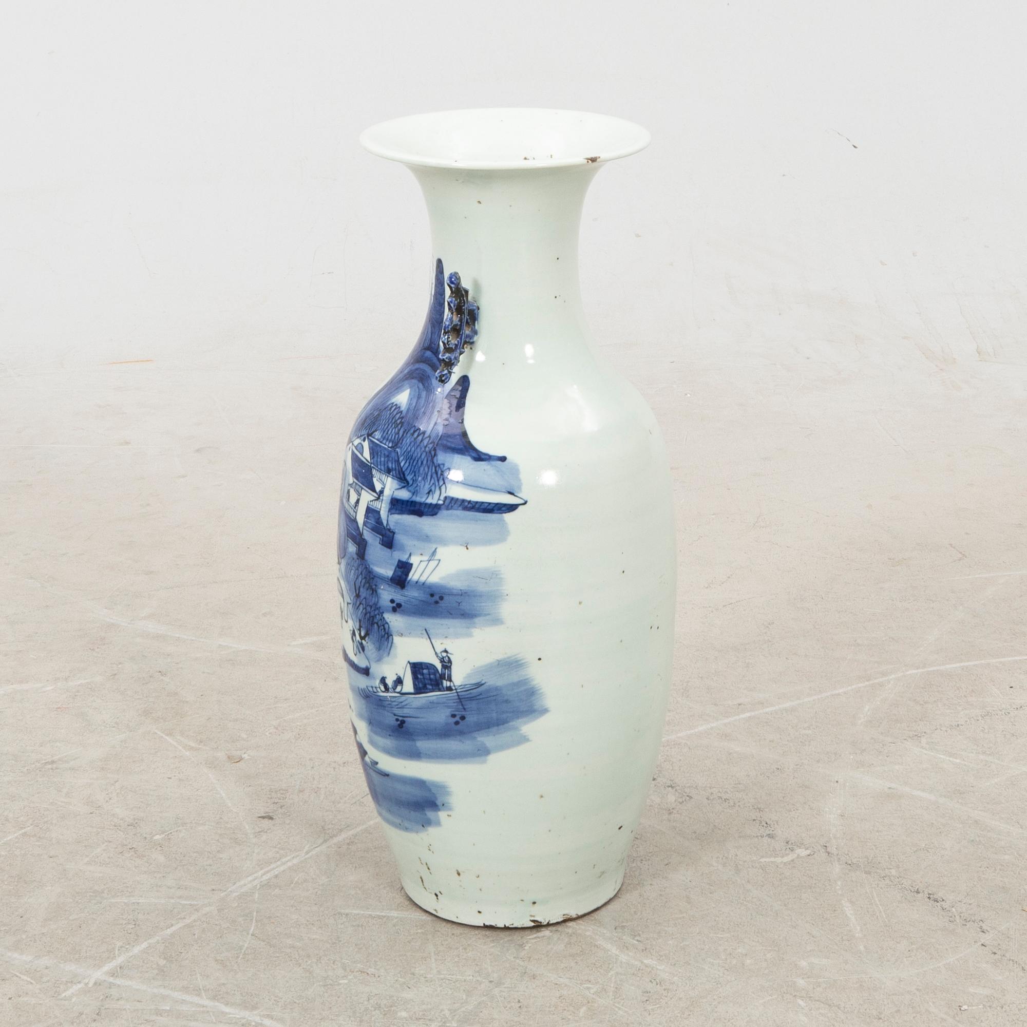 Floor vase China around 1900 porcelain.