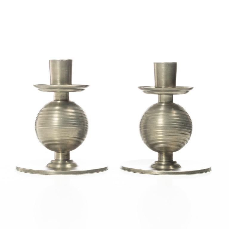 Nils Fougstedt, Ljusstakar, ett par, tenn, art deco, Fabriksaktiebolaget Kronsilver FAK, Stockholm 1934.