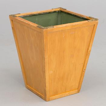 A 1930s trash can.