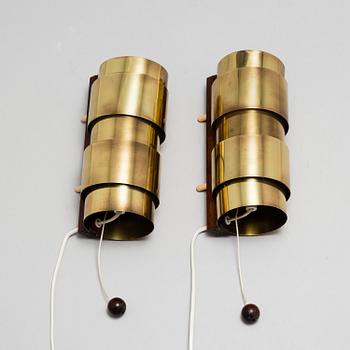 VÄGGLAMPOR, ett par, 1900-talets andra hälft.