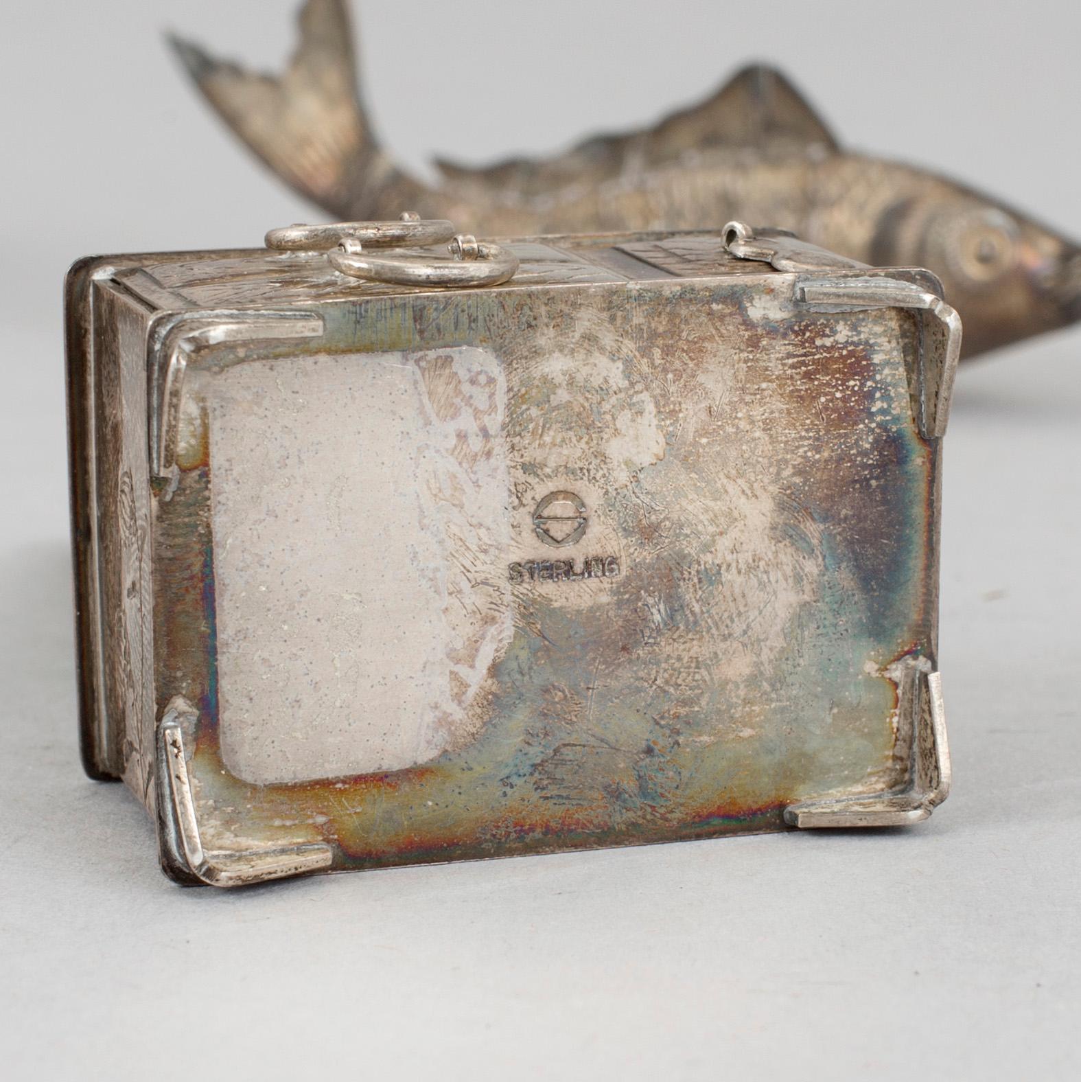 MINIATYRER, fem stycken, silver. Japan, tidigt 1900-tal.