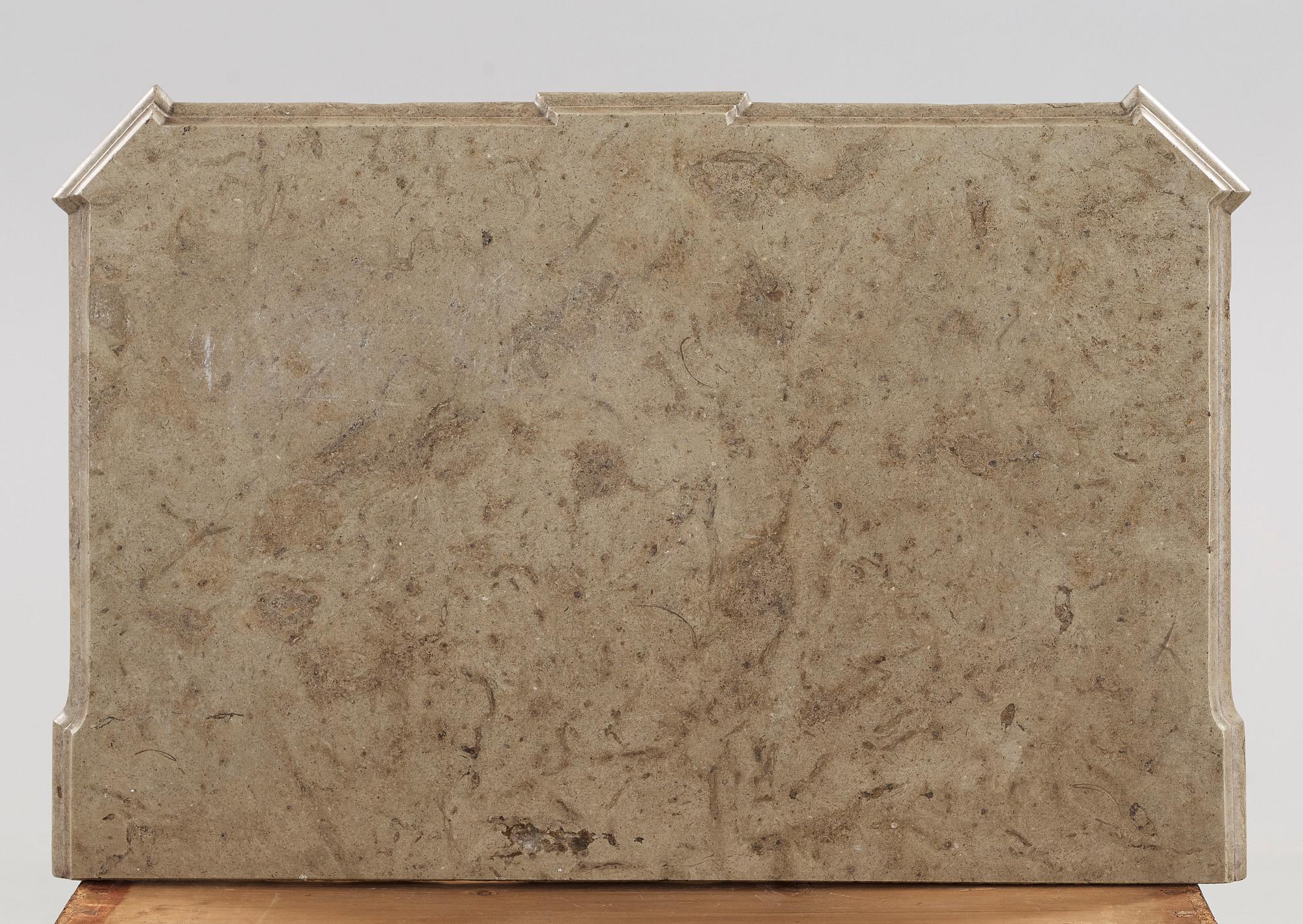 BYRÅ. Tillskriven Jonas Hultsten (mästare i Stockholm 1773-1794). Gustaviansk.