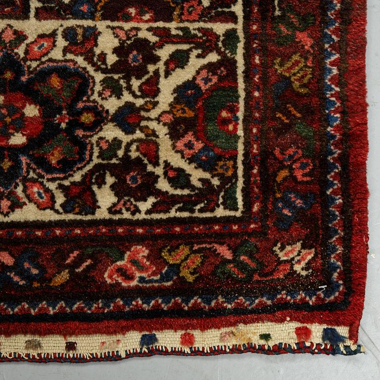 Matta, semiantik/old, Västpersisk,  ca 317 x 165 cm.