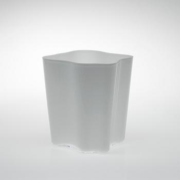 Alvar Aalto, A GLASS SCULPTURE, 4 PIECES.