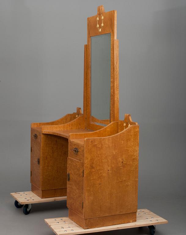 SPEGELBORD, jugend, masurbjörkfanerad och björk, Finland 1912.