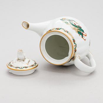 A ca 23-piece Dragon decorated coffee set, Arabia Finland 1920s-30s.