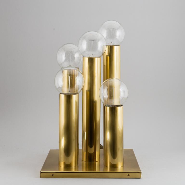 A brass table lamp, 21st century.