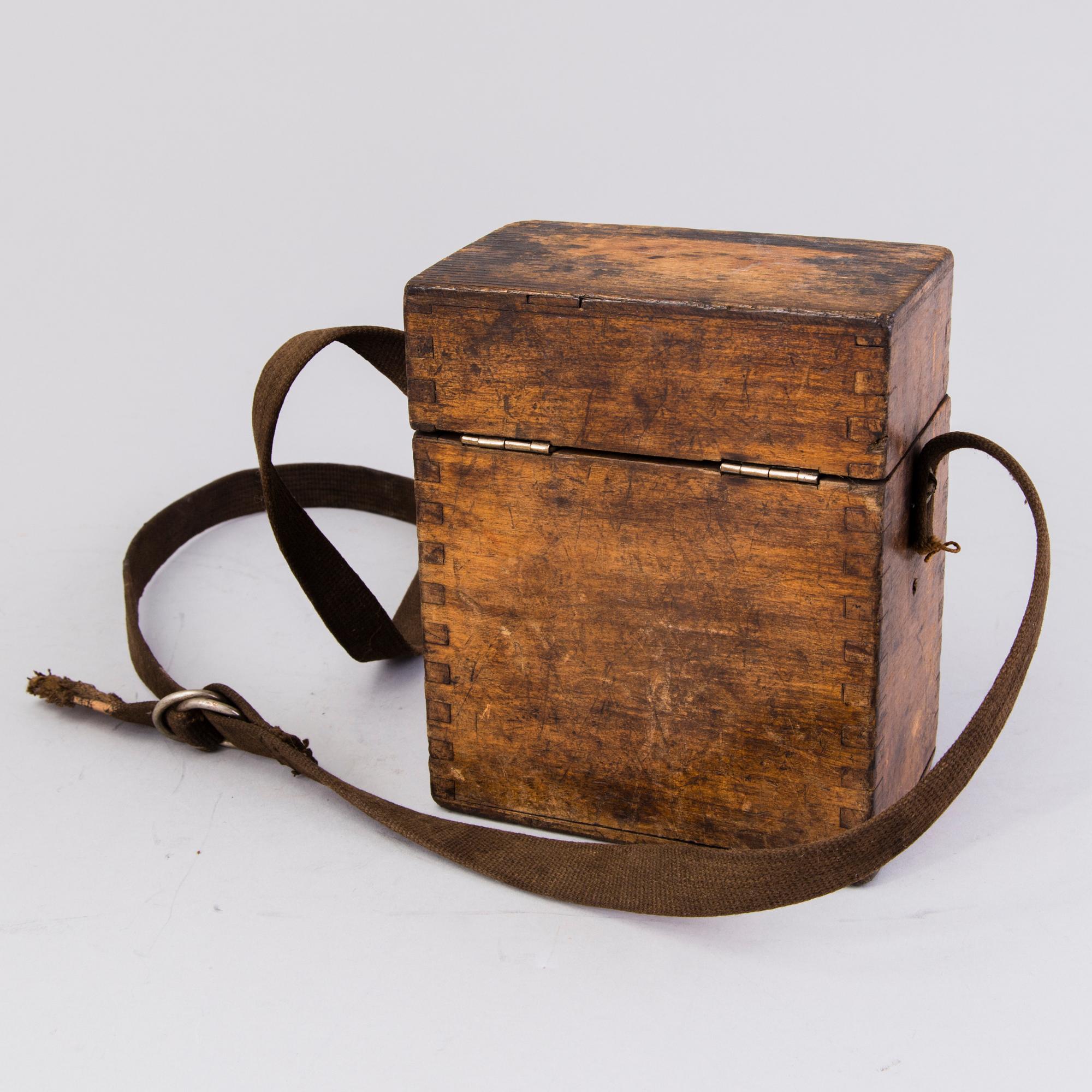 A 1930s anemometer from Lambrecht Göttinger, Germany.