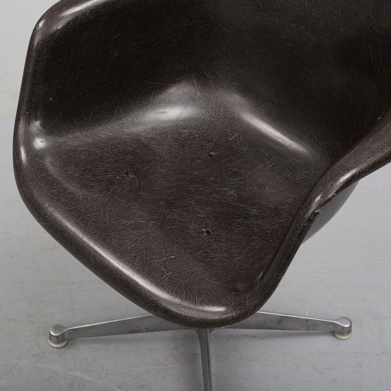 A 1950's/60's 'DAR, armchair by Charles & Ray Eames, Herman Miller.