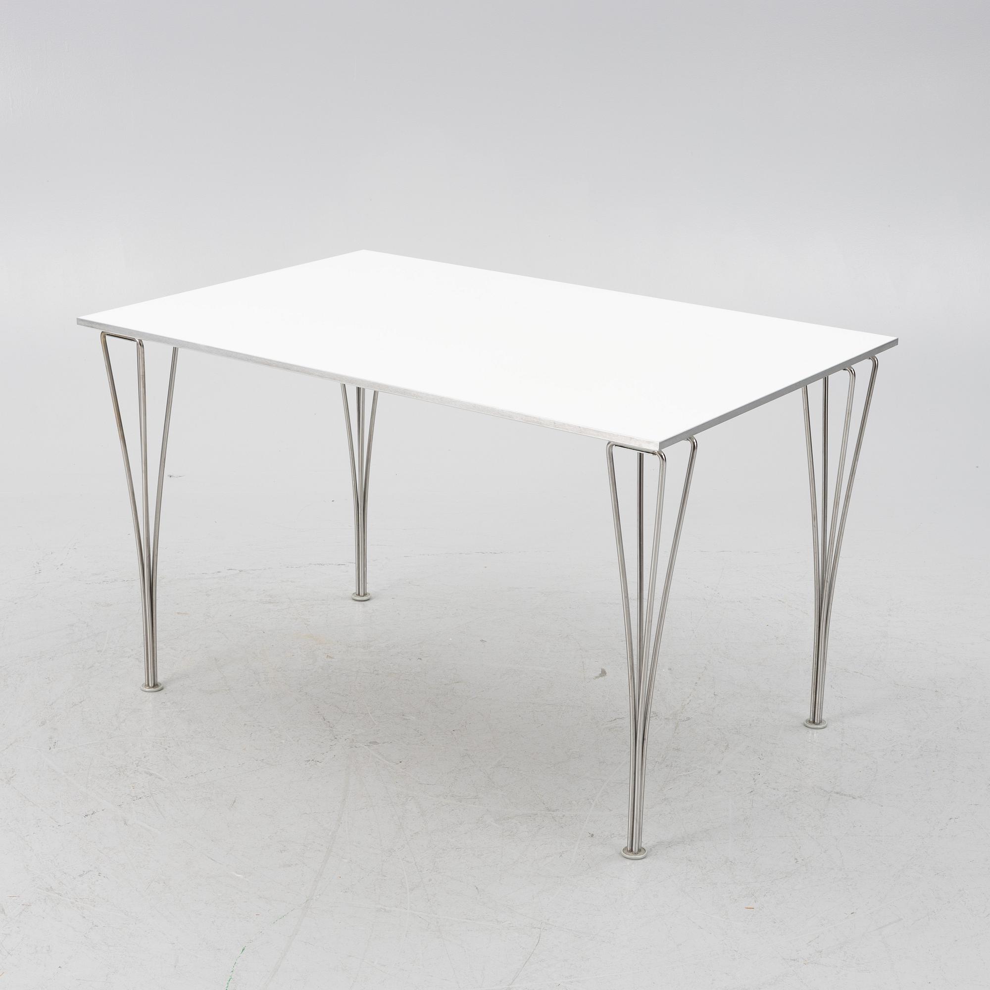 Bruno Mathsson, Piet Hein & Arne Jacobsen, bord, Republic of Fritz Hansen, 2011.