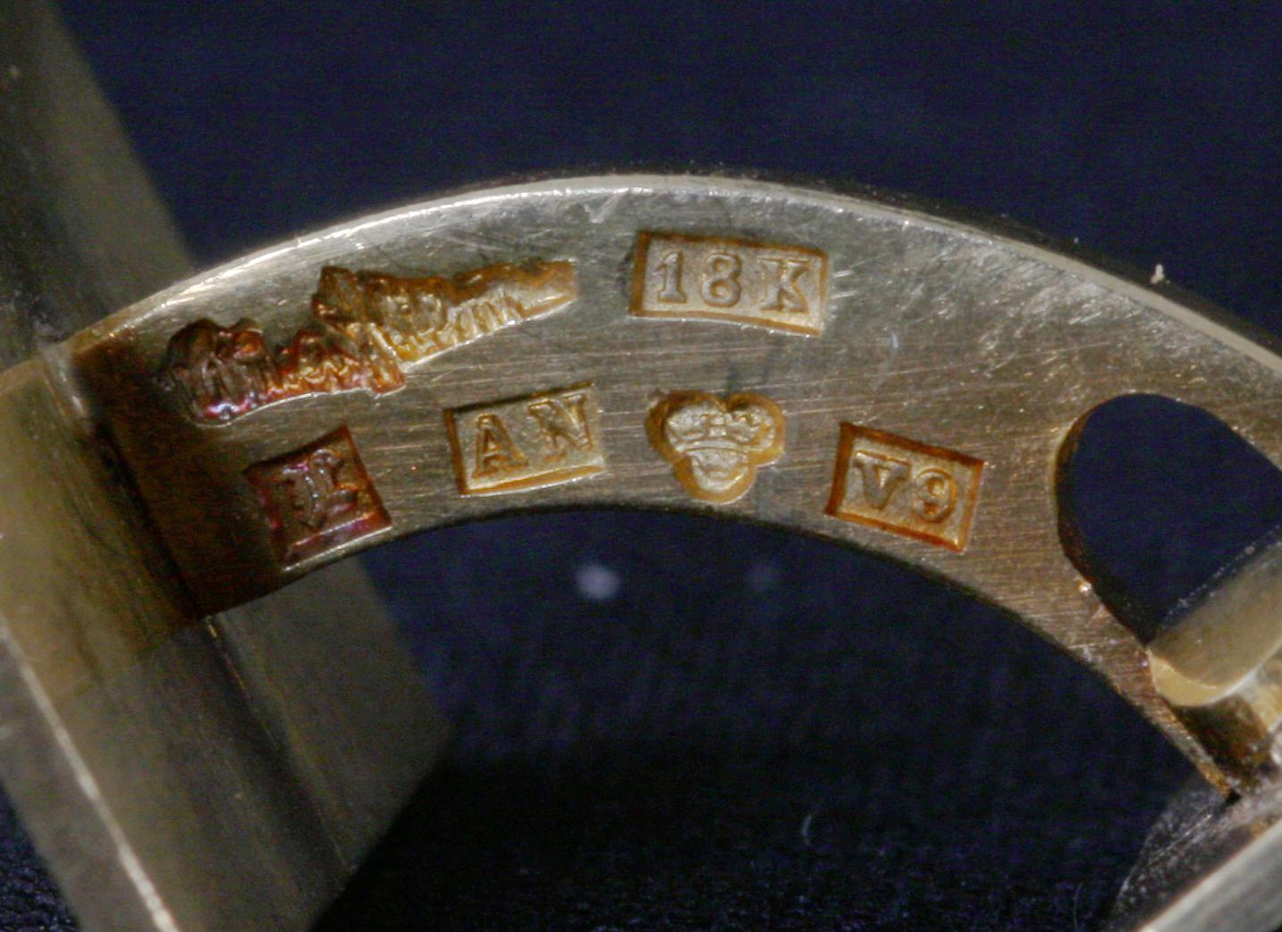 MANSCHETTKNAPPAR, 18 K, Wiwen Nilsson, 1972.