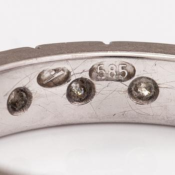 A 14K white gold ring with diamonds ca. 0.34 ct in total. Kultasarvi, Turku.
