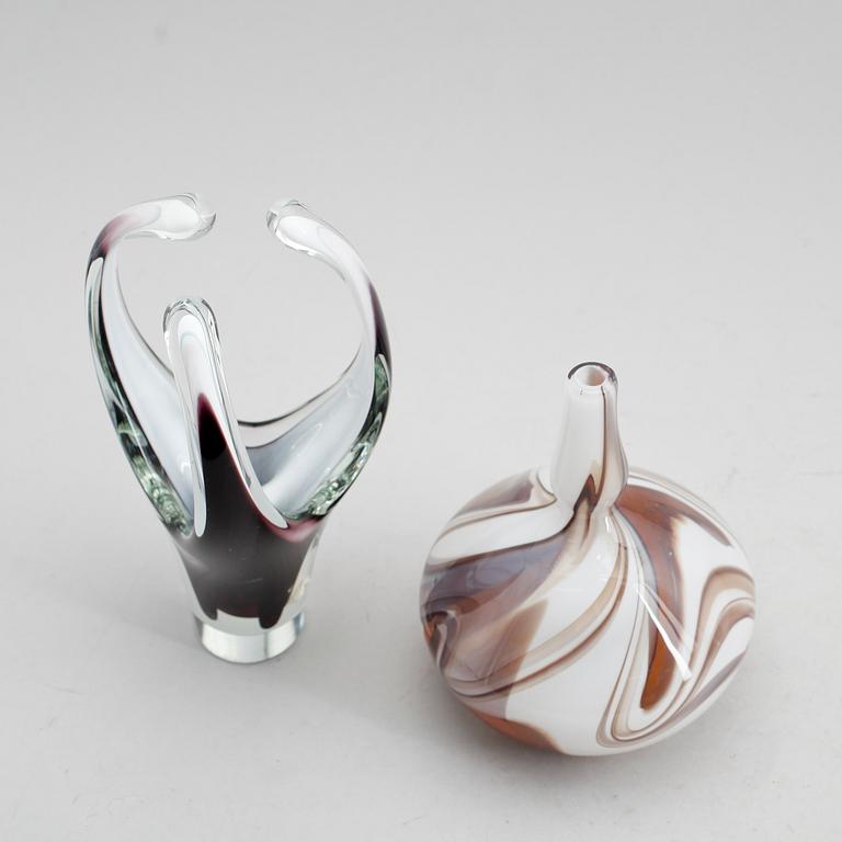 VASER, 2 st, glas, Johansfors och Flygsfors, 1900-talets andra hälft.