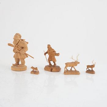 Martin Stenström, a group of eight figurines and Arthur Andersson Pokka, a figurine.